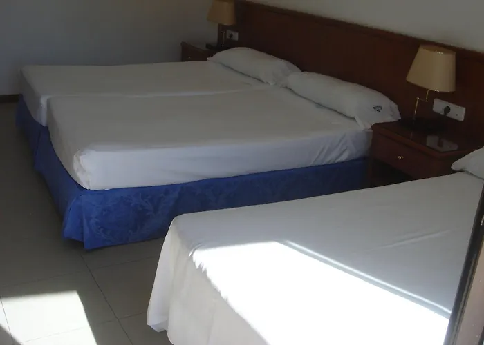 Отель Del Mar Льорет-де-Мар